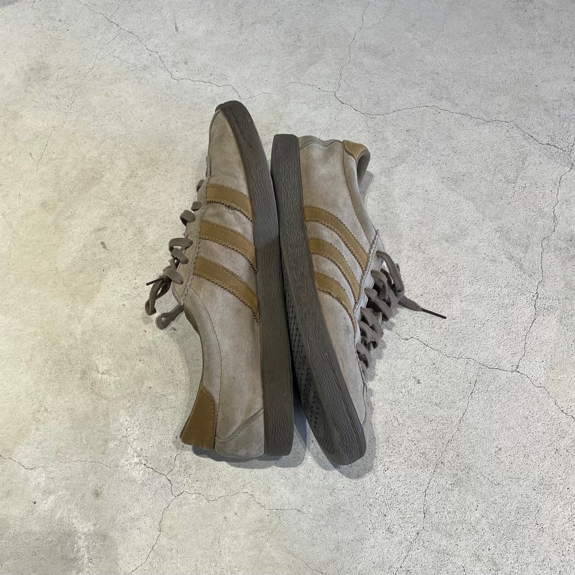 아디다스 토바코 팬톤 메사 스니커즈 상품이미지4