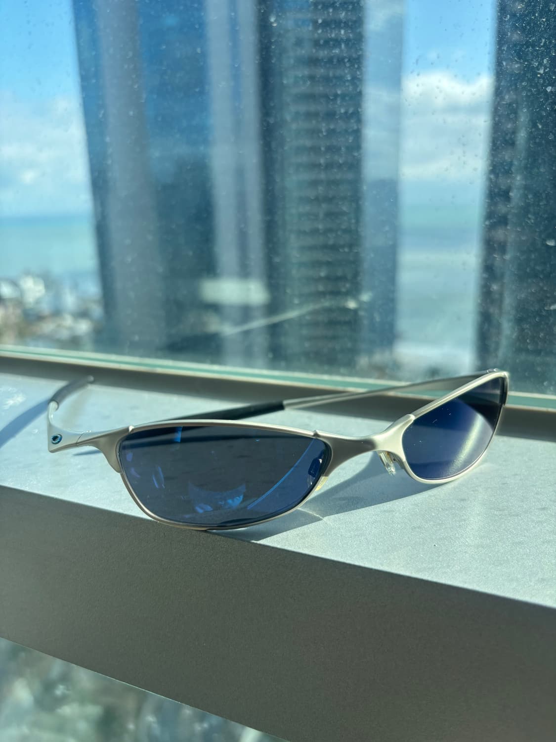 오클리 와이어탭 선글라스 메탈 상품이미지1