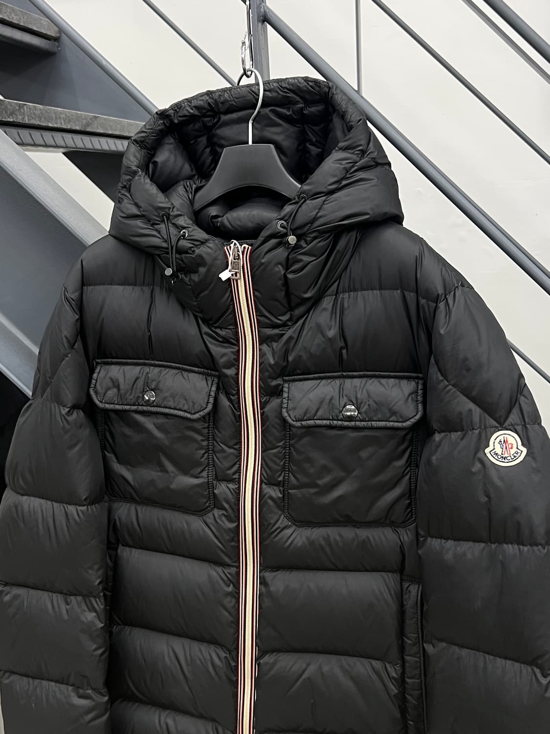 몽클레어 모라네 후드 패딩 자켓 상품이미지2