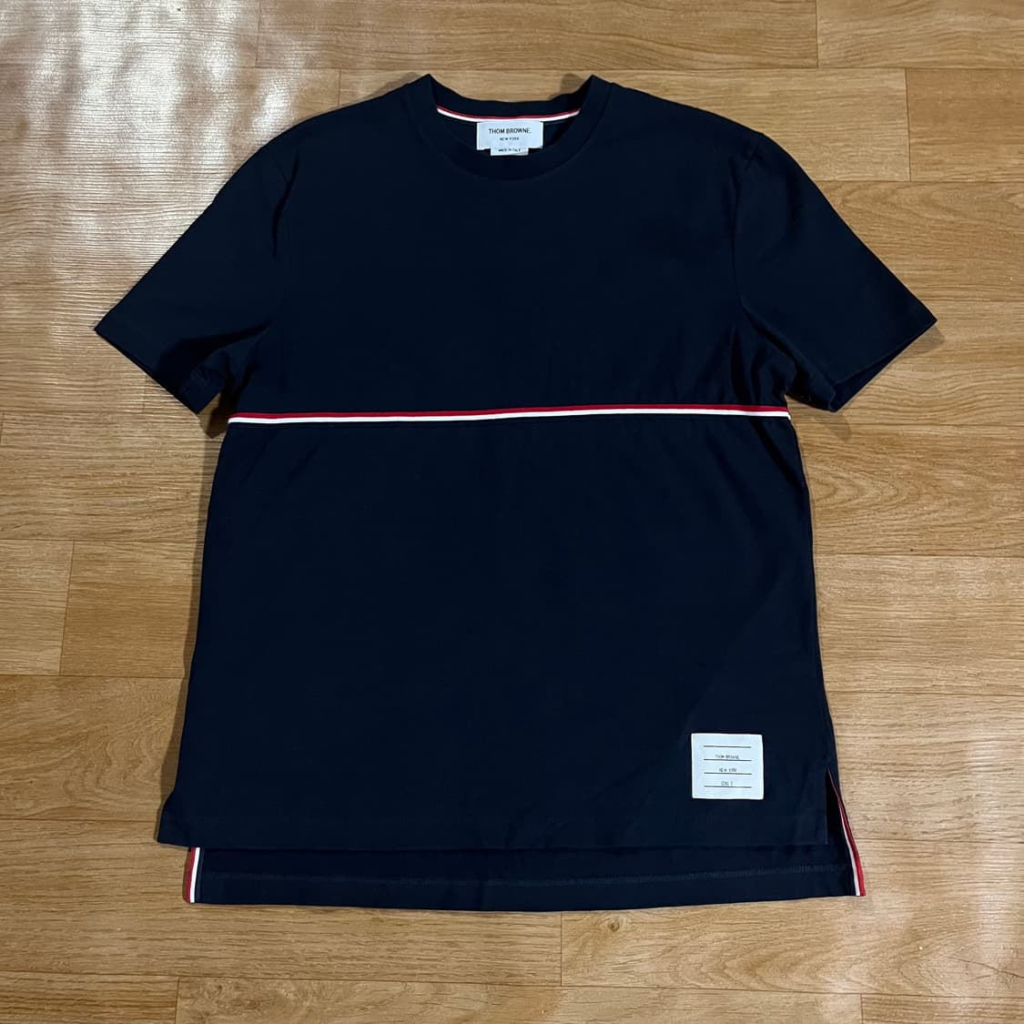 [95] 톰브라운 25ss 삼선 반팔티 상품이미지3