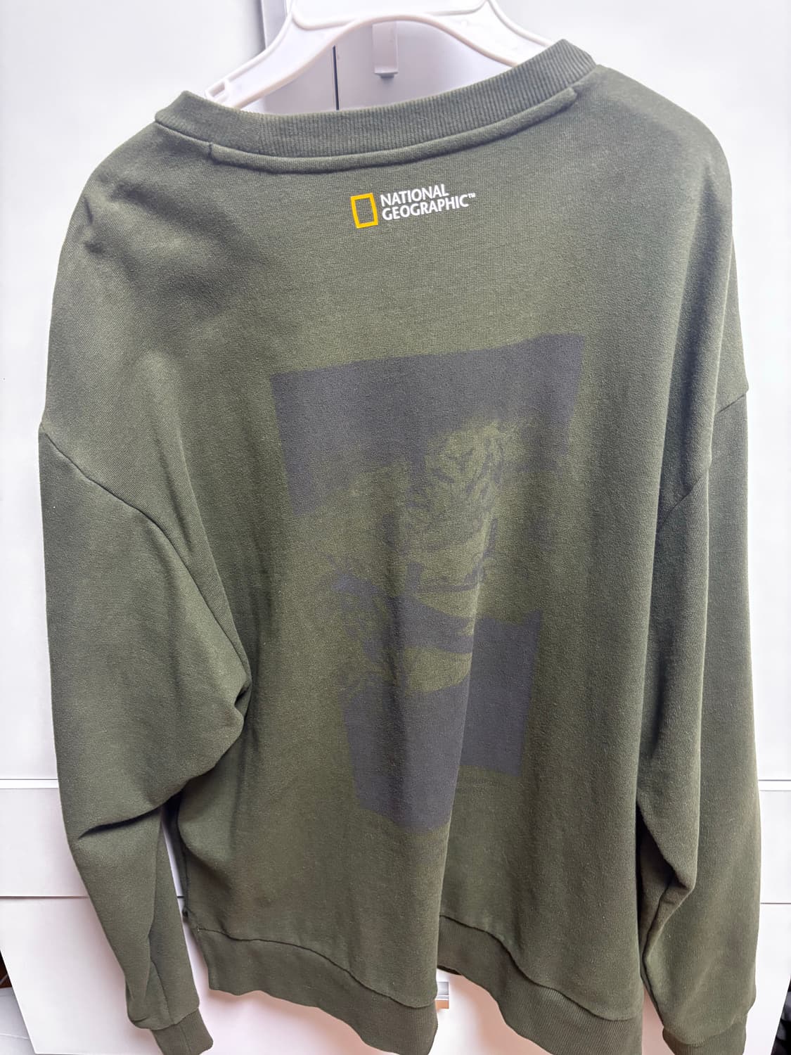 내셔널지오그래픽 맨투맨 상품이미지2