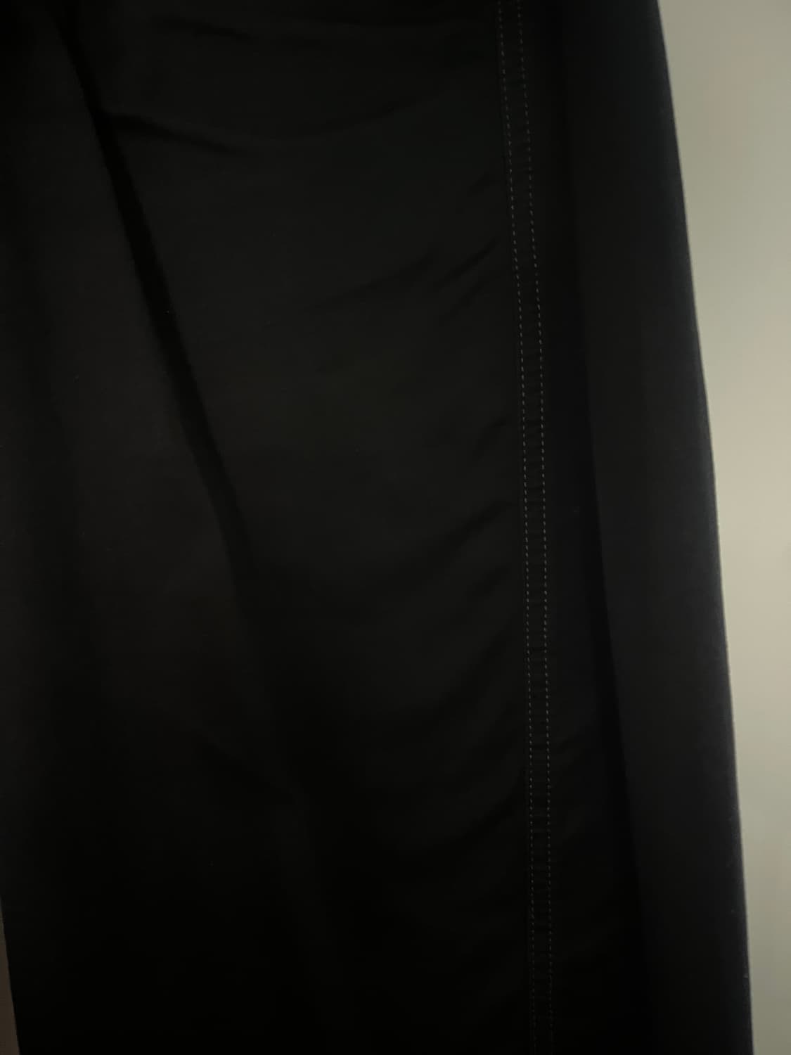 [S] 르메르 새틴 코튼 트위스티드 팬츠 상품이미지8