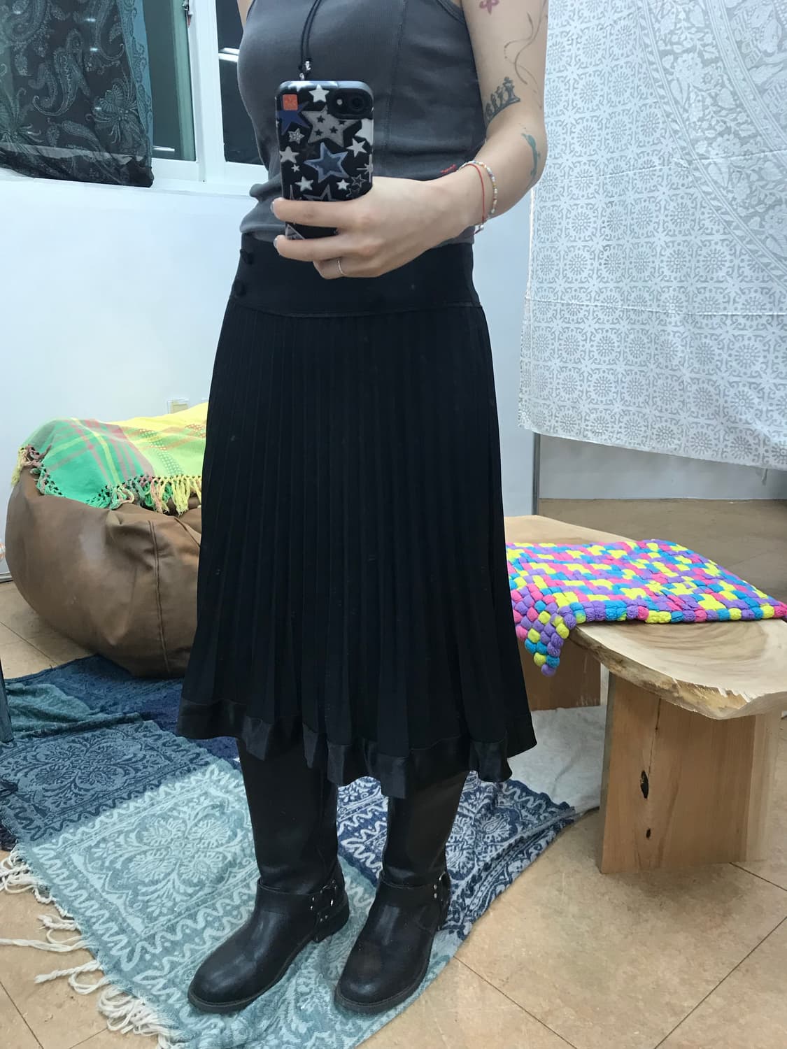 더블버튼 플리츠 미디스커트  상품이미지1