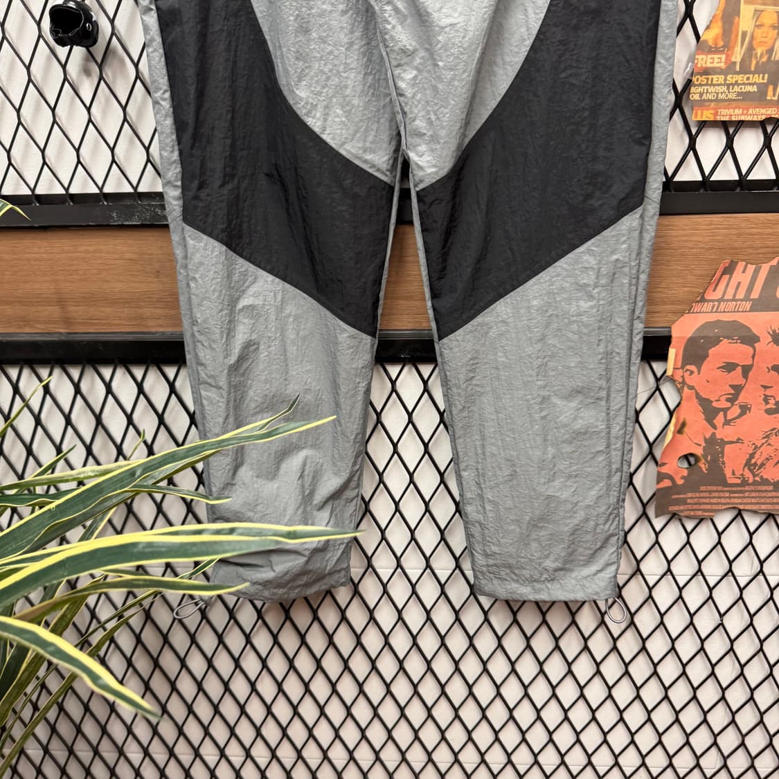 조던 플라이트 우븐 조거 팬츠 사이드 트랙 포인트 블랙 그레이 상품이미지4