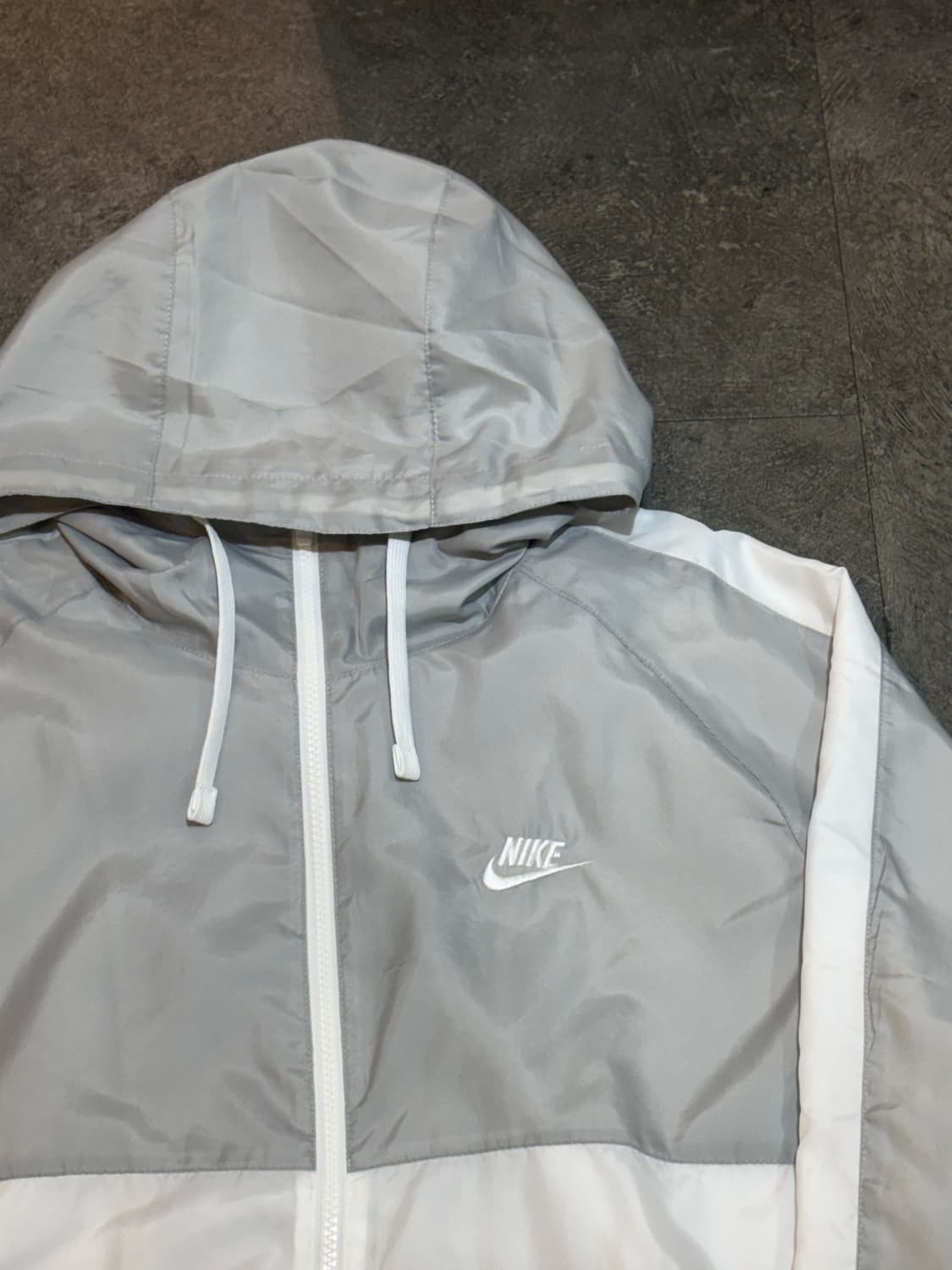 나이키  바람막이 자켓  상품이미지4