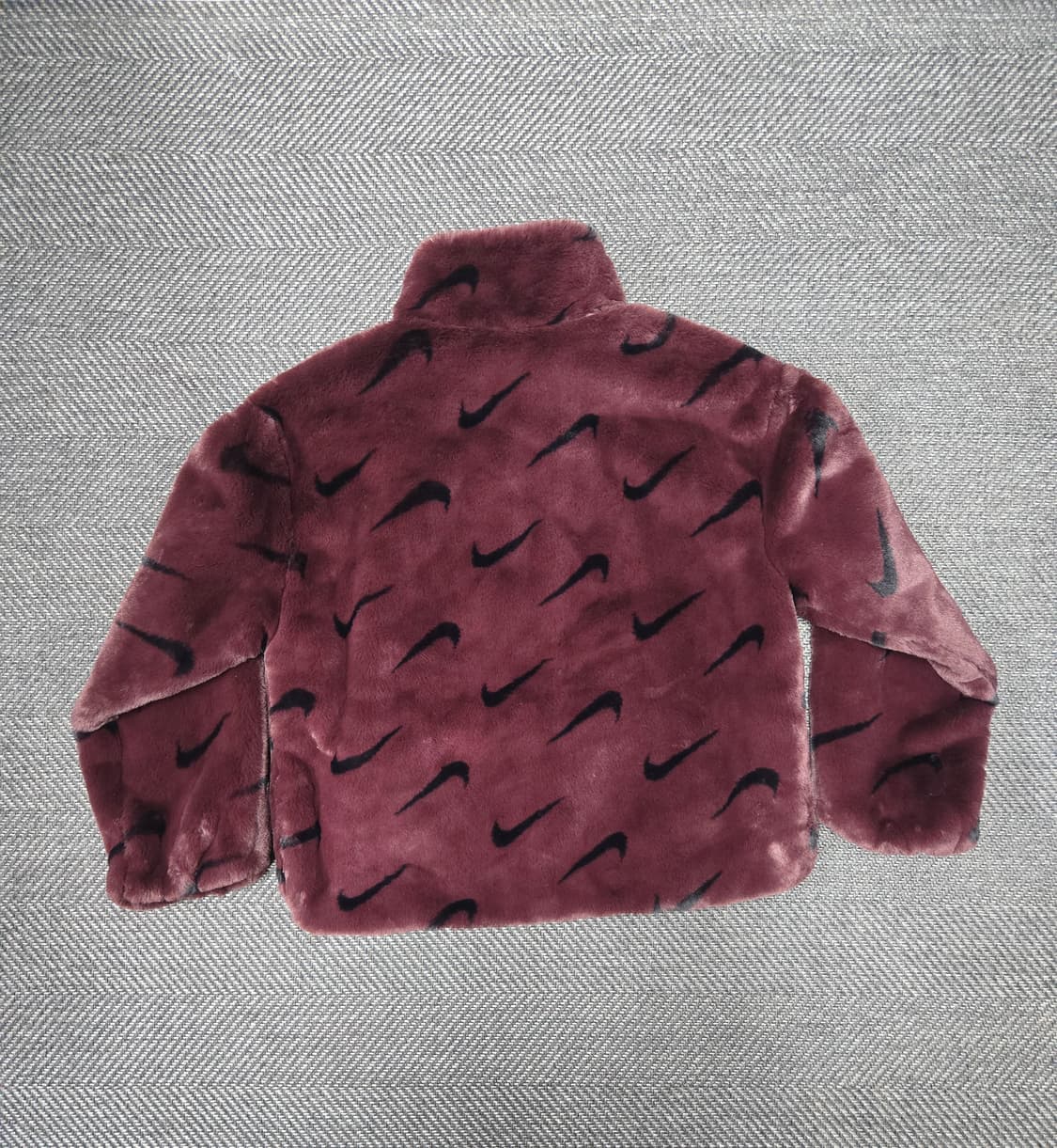 나이키 NSW 플러시 프린티드 포우 퍼 자켓 버건디 크러쉬 상품이미지2