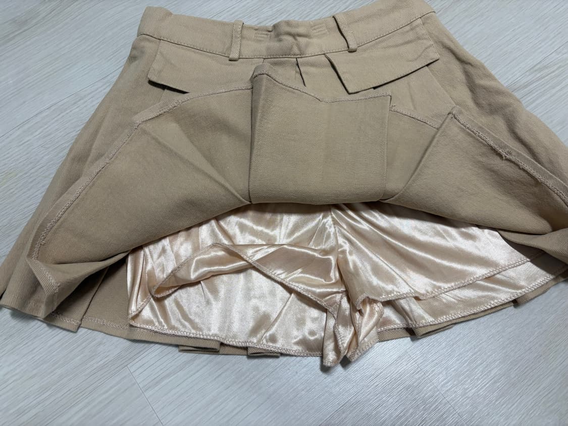 빈티지 베이지 플리츠 포켓 스커트 상품이미지3