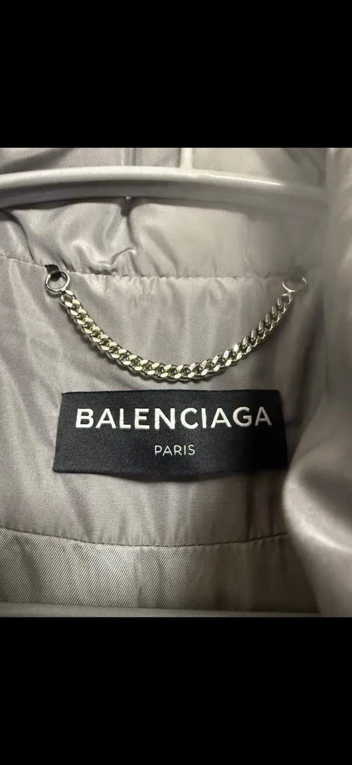 발렌시아가 c shape puffer 패딩 og 52 상품이미지4