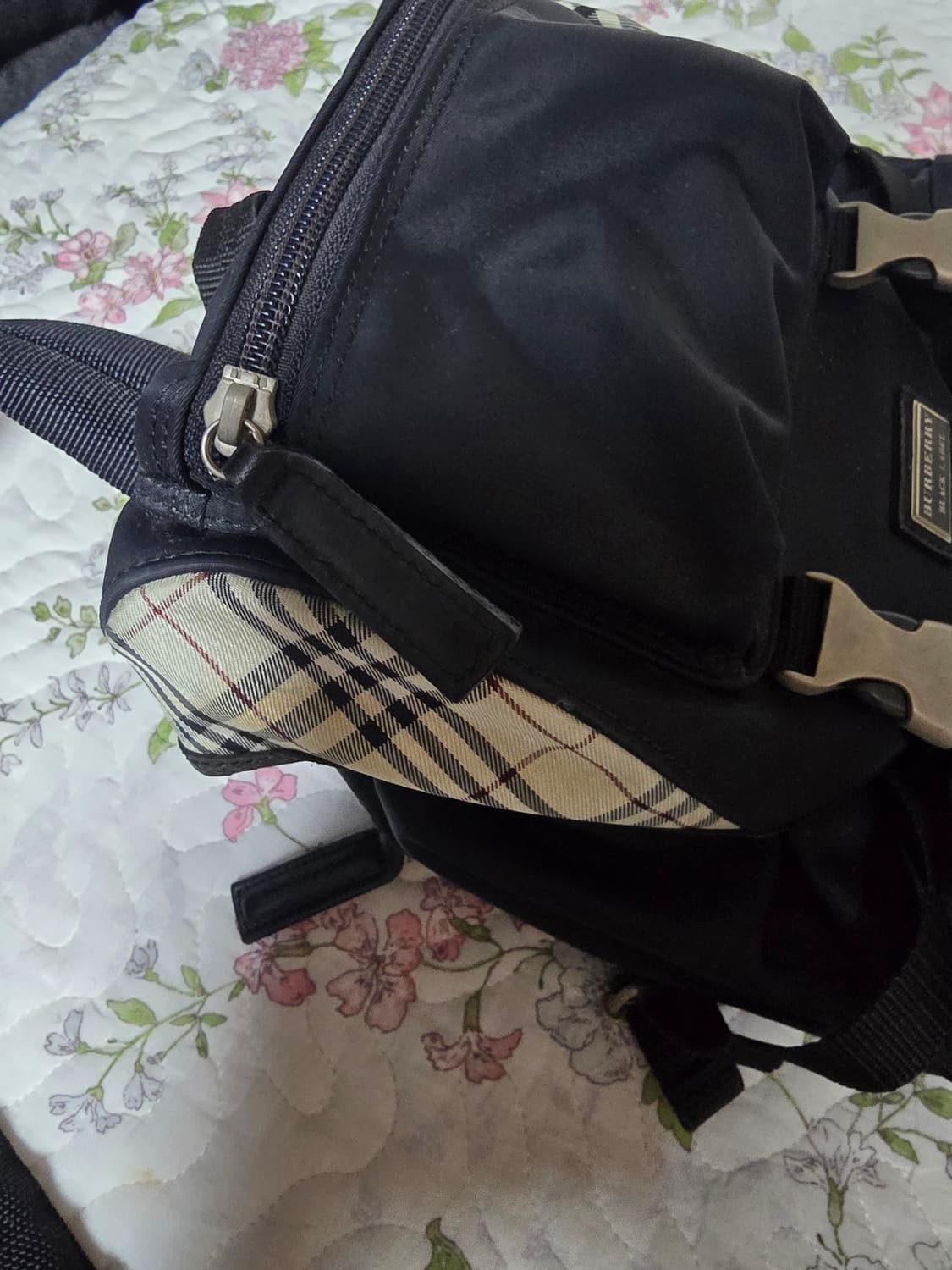 블랙라벨 버버리 백팩 상품이미지5