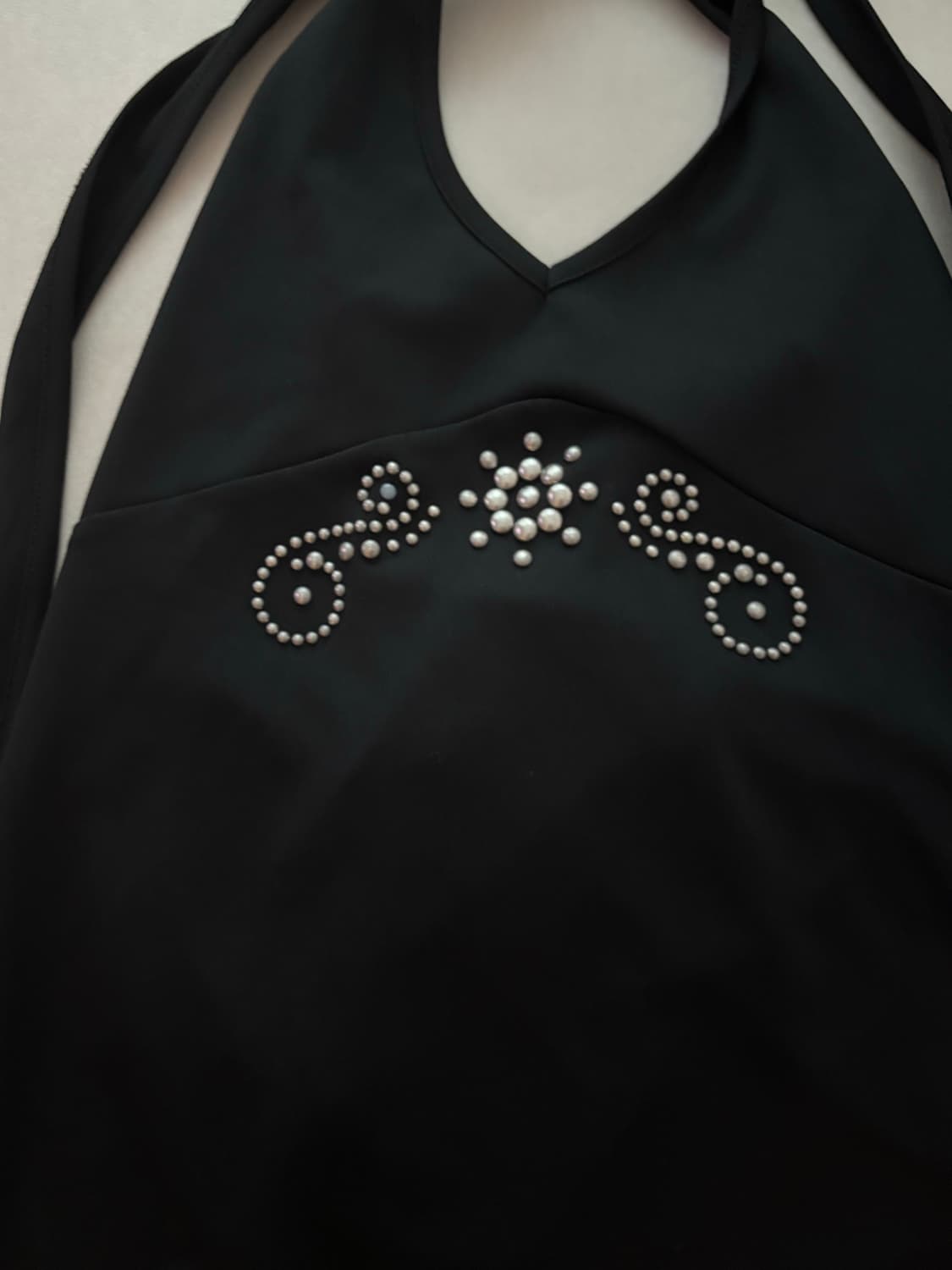 polysooem STUDDED HALTER TOP 상품이미지3