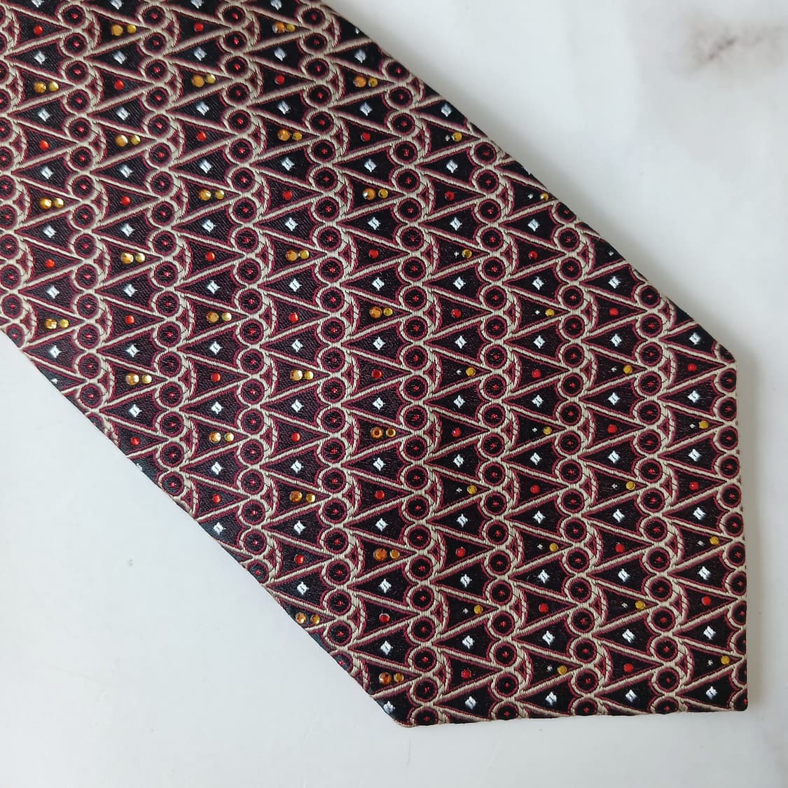 밀라숀 실크 브라운 기하 패턴 넥타이 8.5cm S~A+등급 e810
 상품이미지6