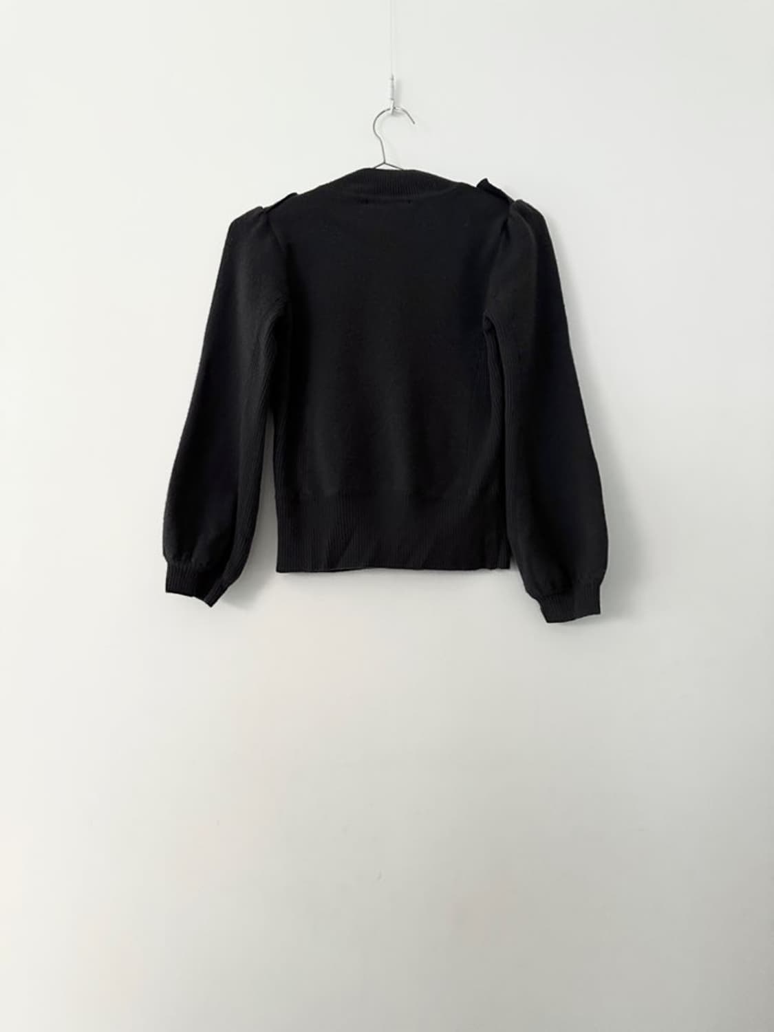 Embroidery shoulder epaulet point knit 상품이미지8