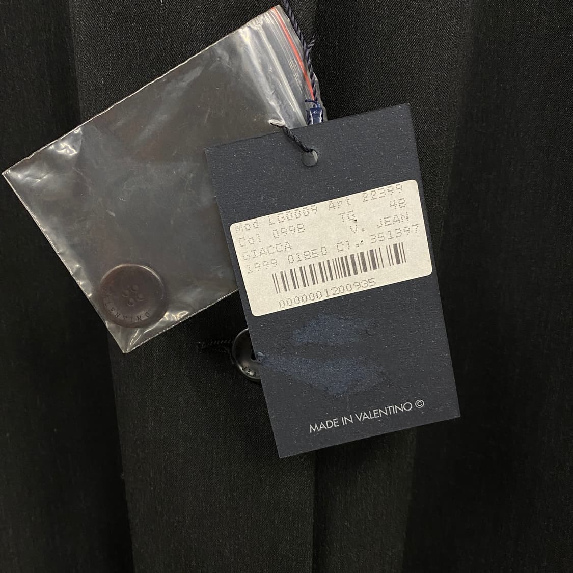 VALENTINO 상품이미지3