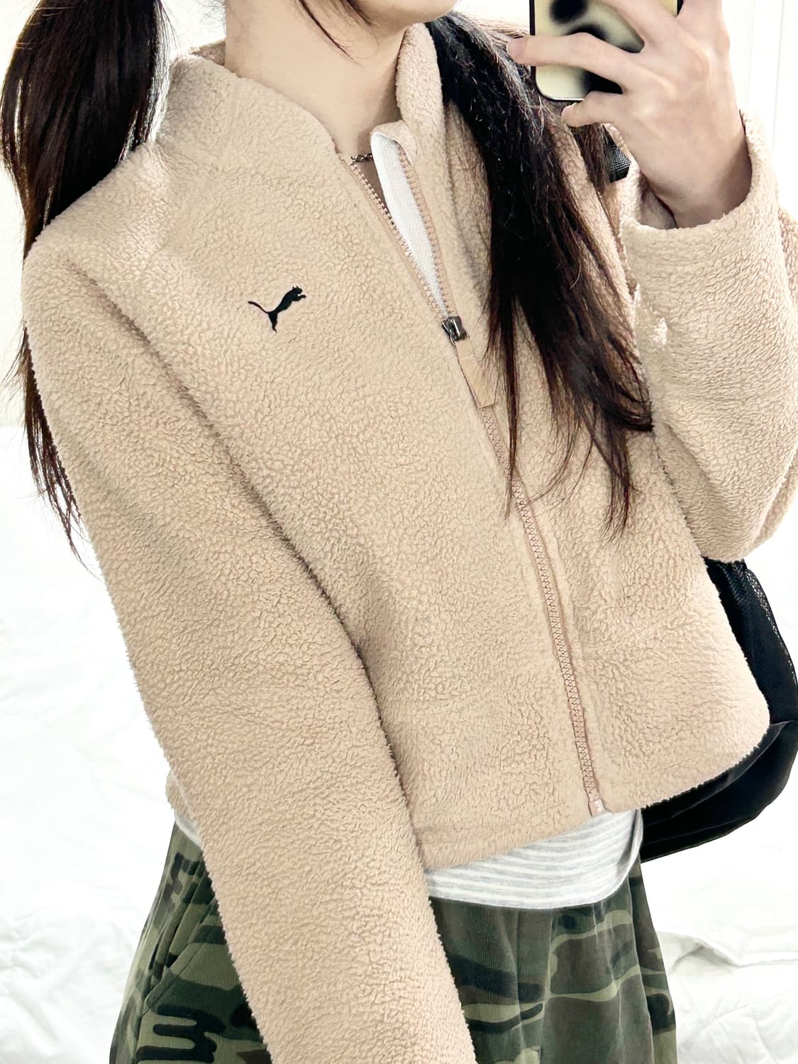 퓨마 자수로고 크롭 쉐르파 자켓 상품이미지3