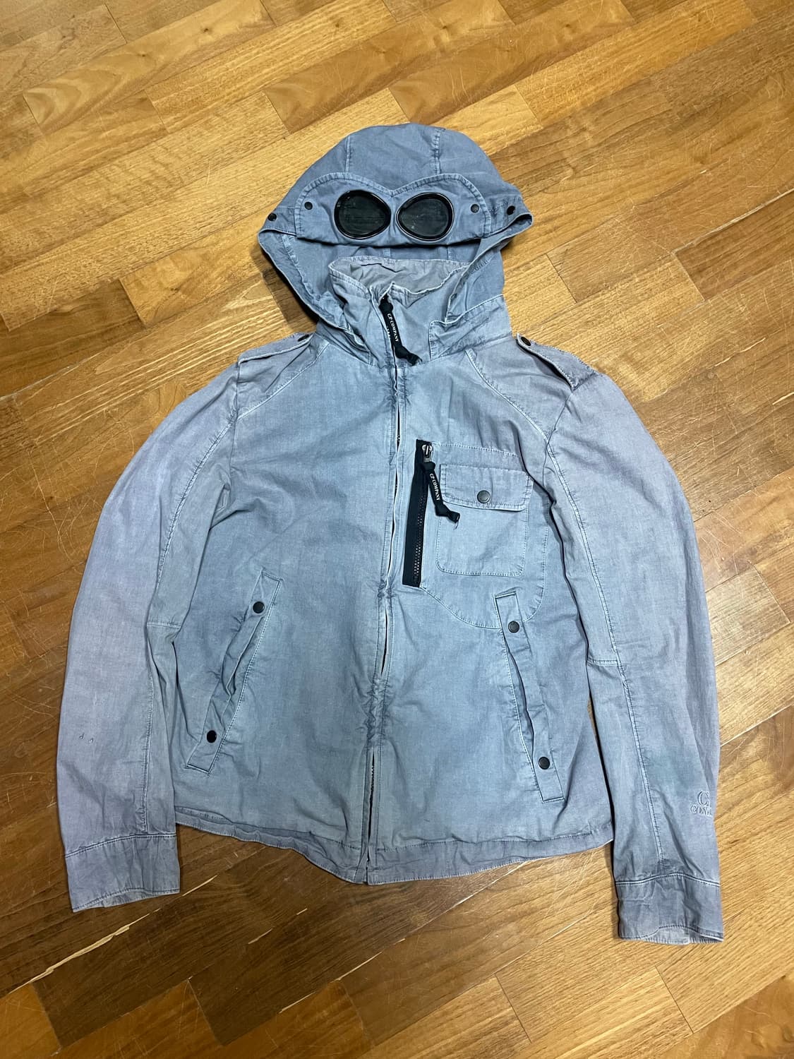 CP 컴퍼니 올드스쿨 퀼팅 자켓 상품이미지1