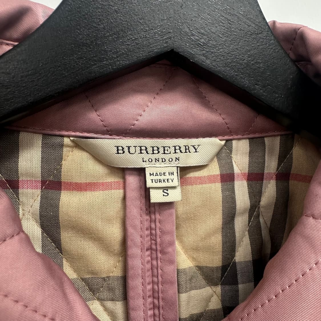 버버리 체크 디테일 퀼팅 자켓 상품이미지7