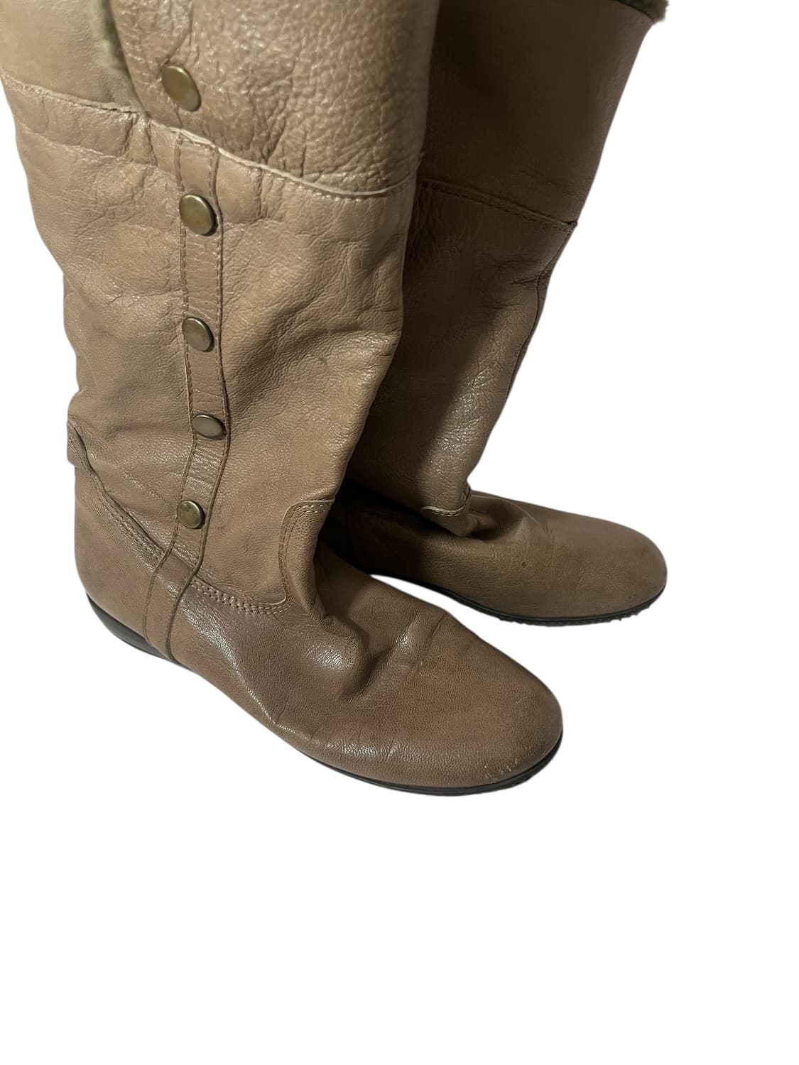 SODA 토프 버튼 디테일 미들부츠 230  상품이미지4