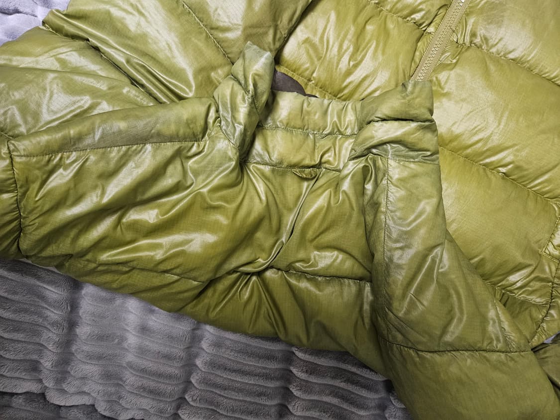 [L] 몽벨 800FP 퍼텍스 논후드 다운 경량 패딩 점퍼 상품이미지4