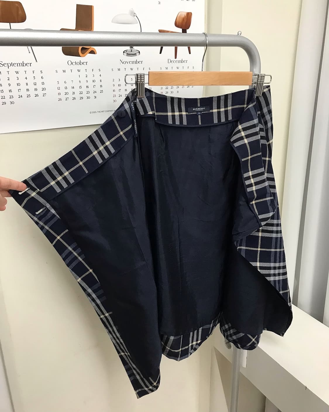 버버리 울 체크 랩 스커트 치마 상품이미지5