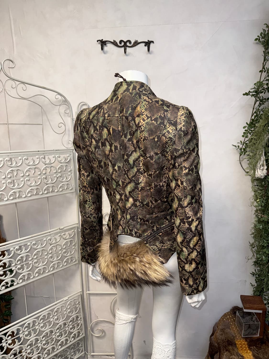 DOHO khaki brown goat skin python jacket 상품이미지3