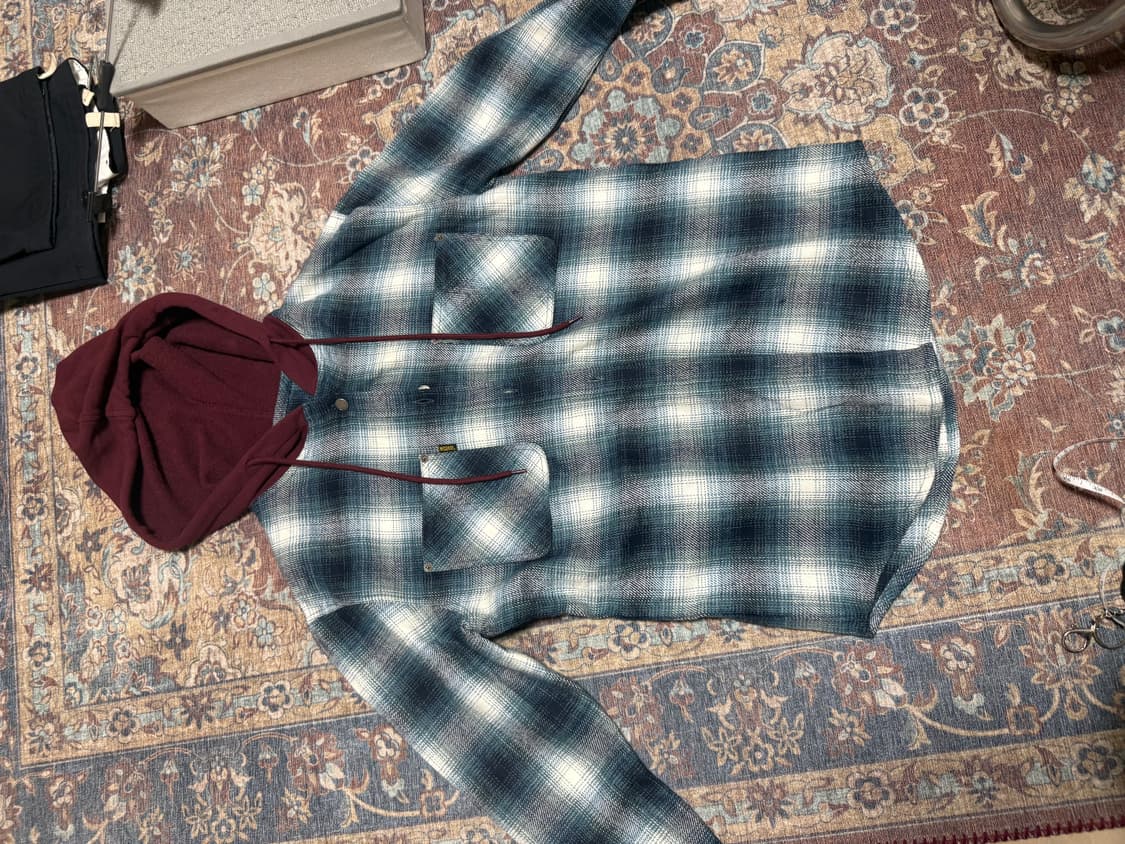 MSCHF 미스치프 플란넬 후드 체크셔츠 상품이미지1