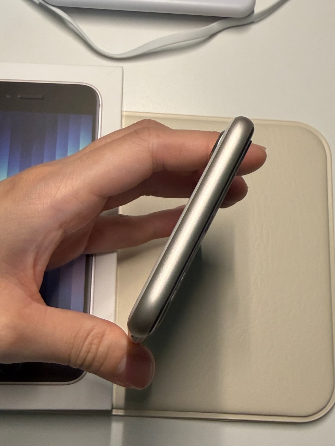 아이폰 SE3 128GB 풀박스 (새것같은상태) 상품이미지2