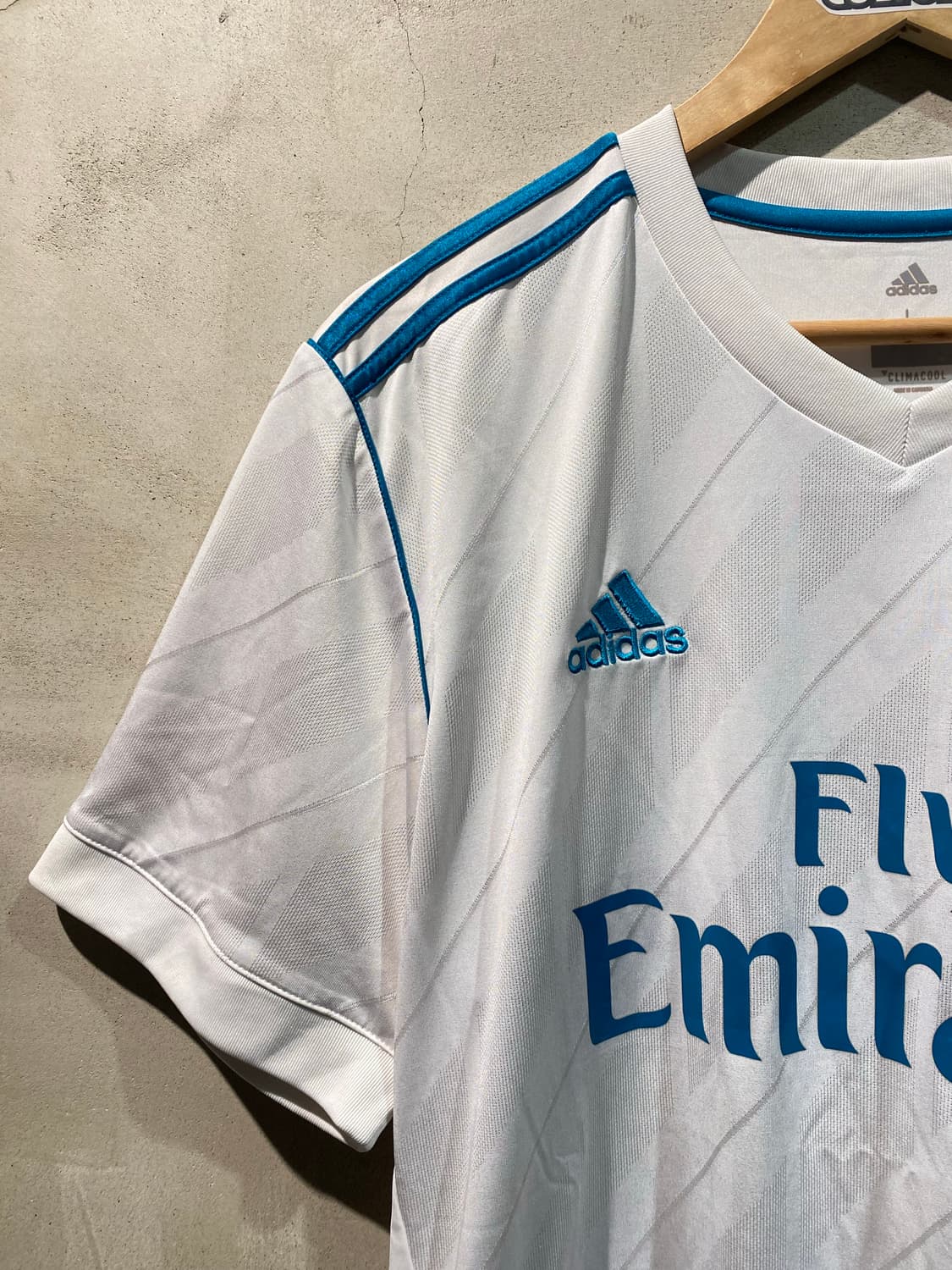 17-18 레알 마드리드 호날두 홈 유니폼 상품이미지4