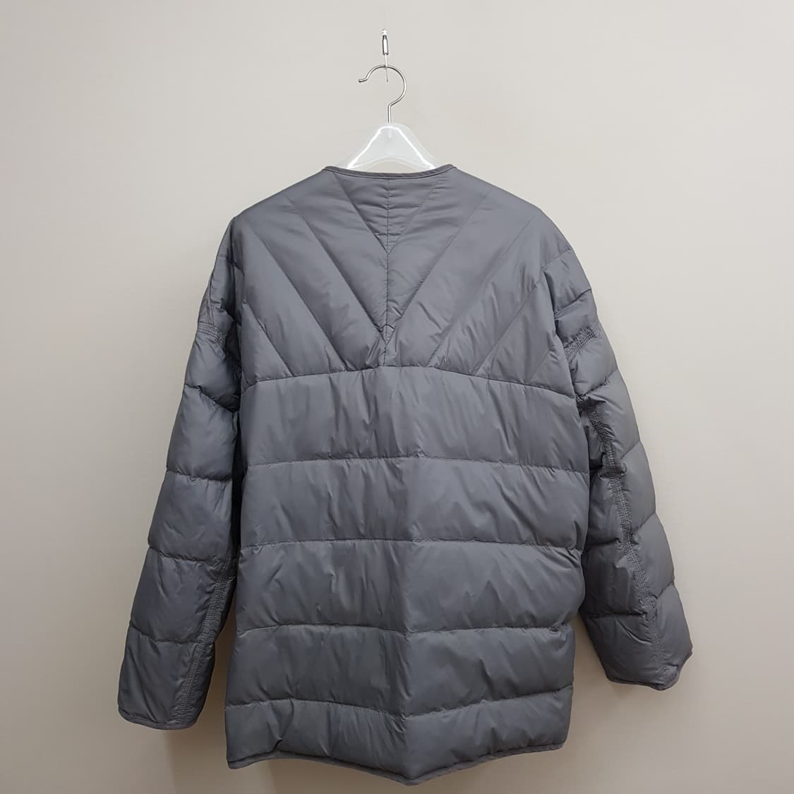 한섬 시스템 오버핏 라운드 다운 패딩 82-94-160사이즈 상품이미지4