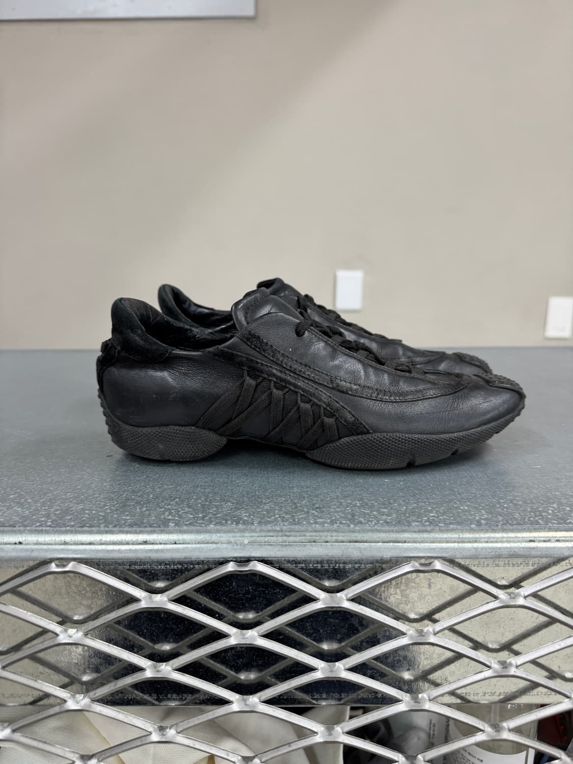 디올 레더 스니커즈 36.5 상품이미지4