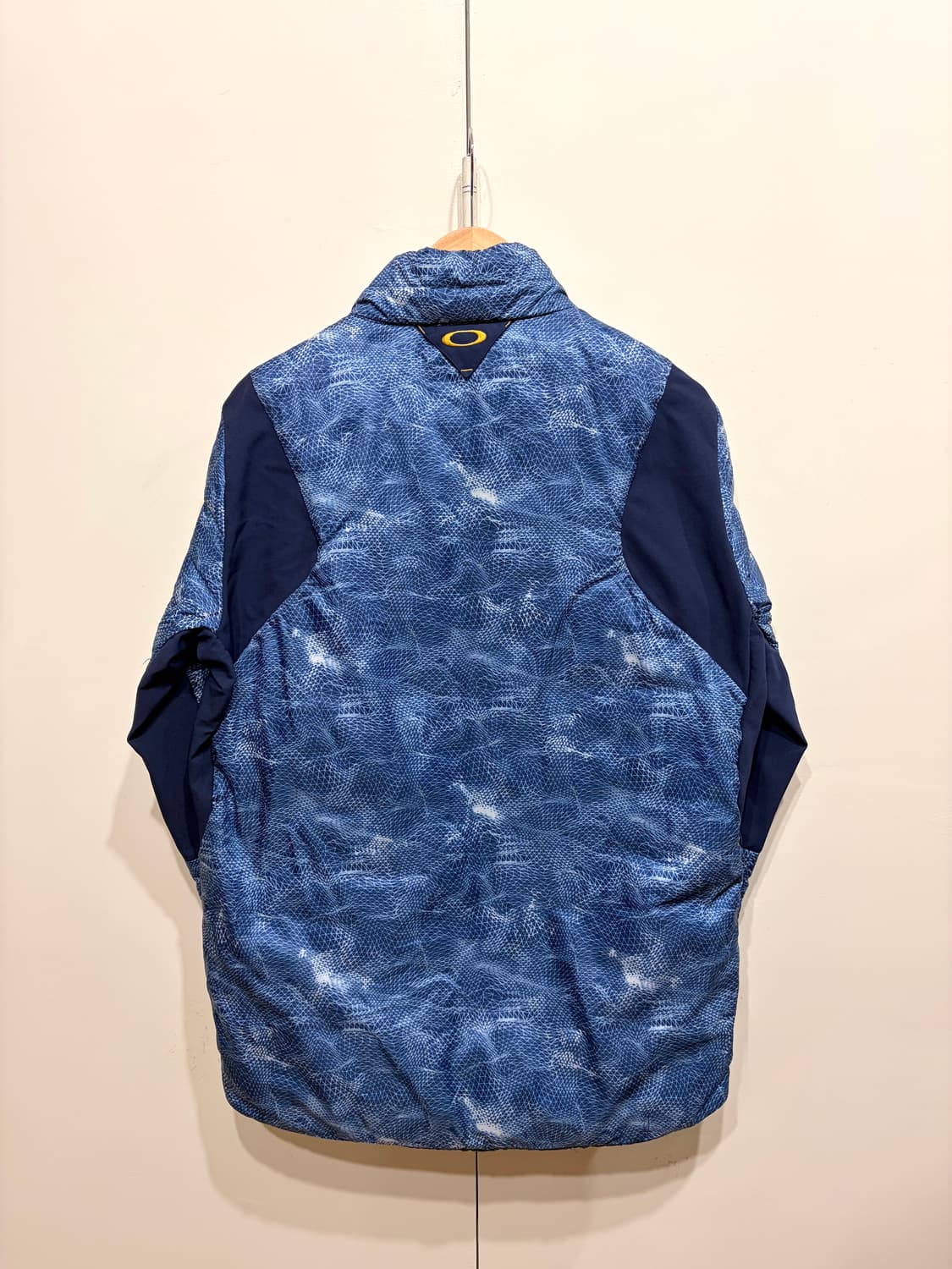 17FW 오클리 그래픽 경량 다운 자켓 상품이미지3