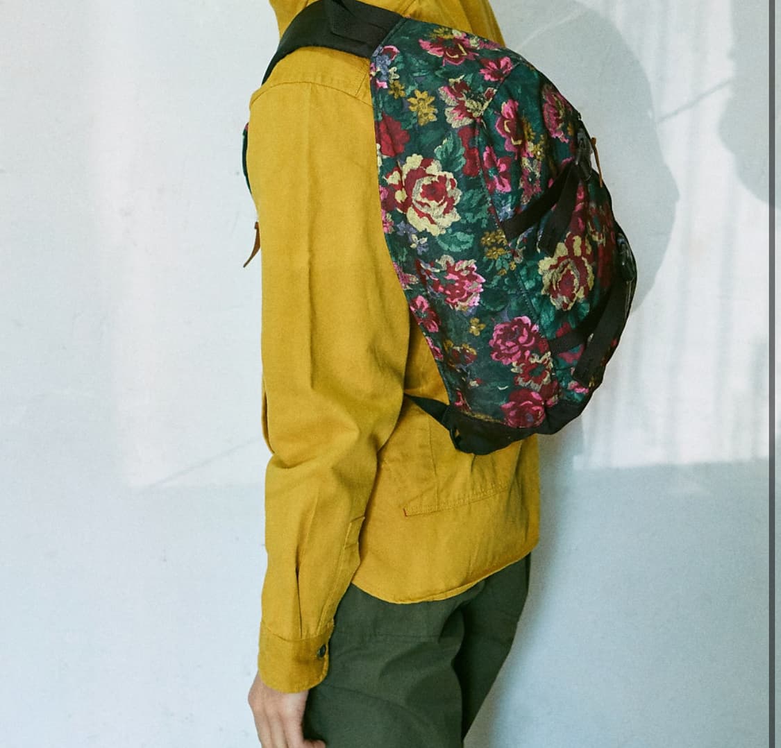 그레고리 스핀 슬링백 가든타페스트리 상품이미지1