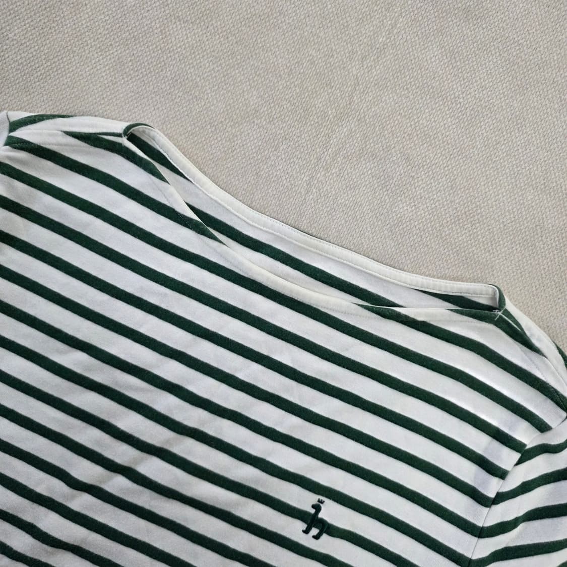 [실측] 헤지스 스트라이프 반팔 0213J 상품이미지3