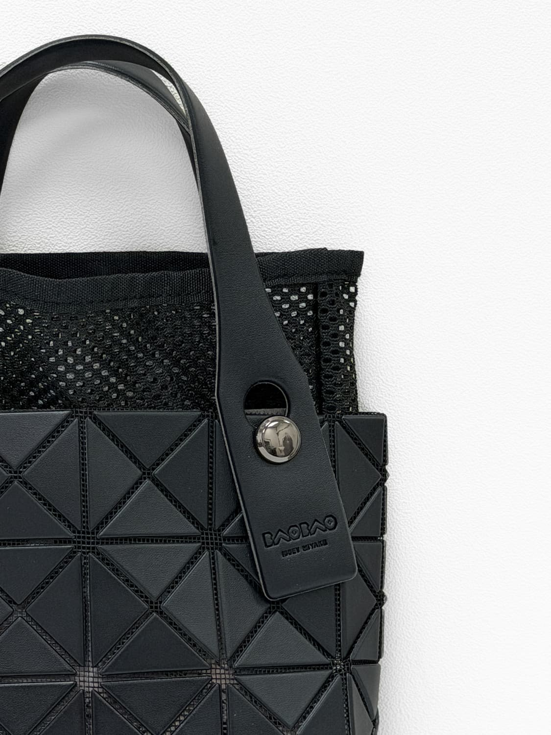 바오바오 매트 블랙 메쉬 콤비 미니 토트백 상품이미지2