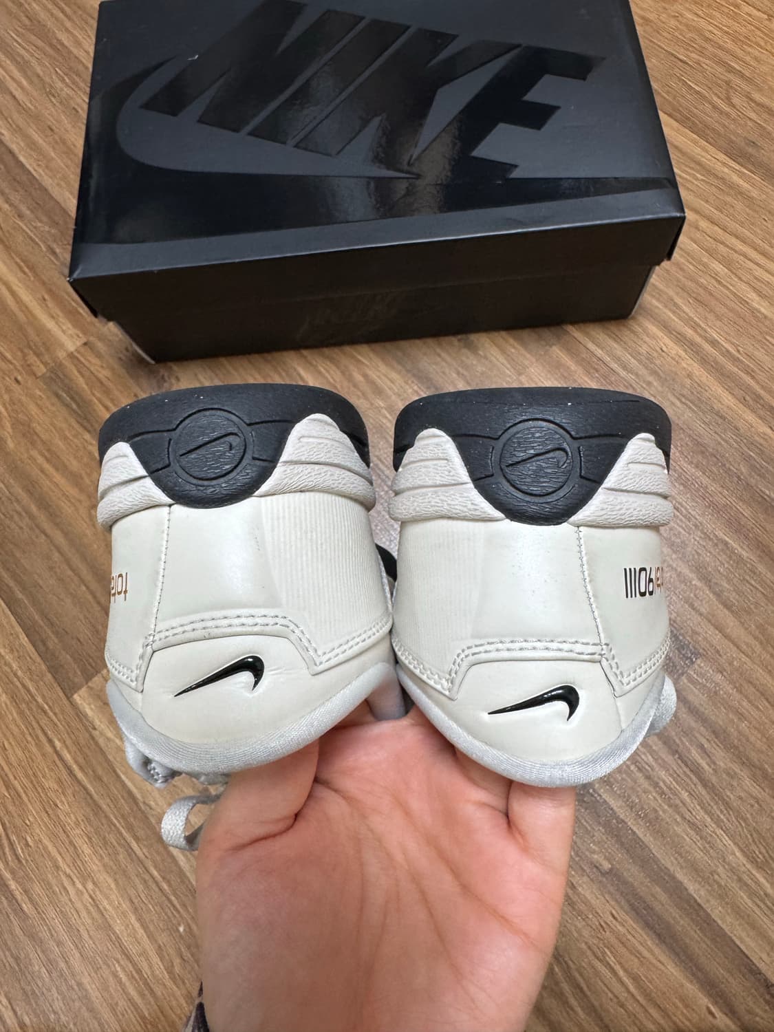 나이키 토탈 90 라이트 오어우드 브라운 블랙 255사이즈 상품이미지6