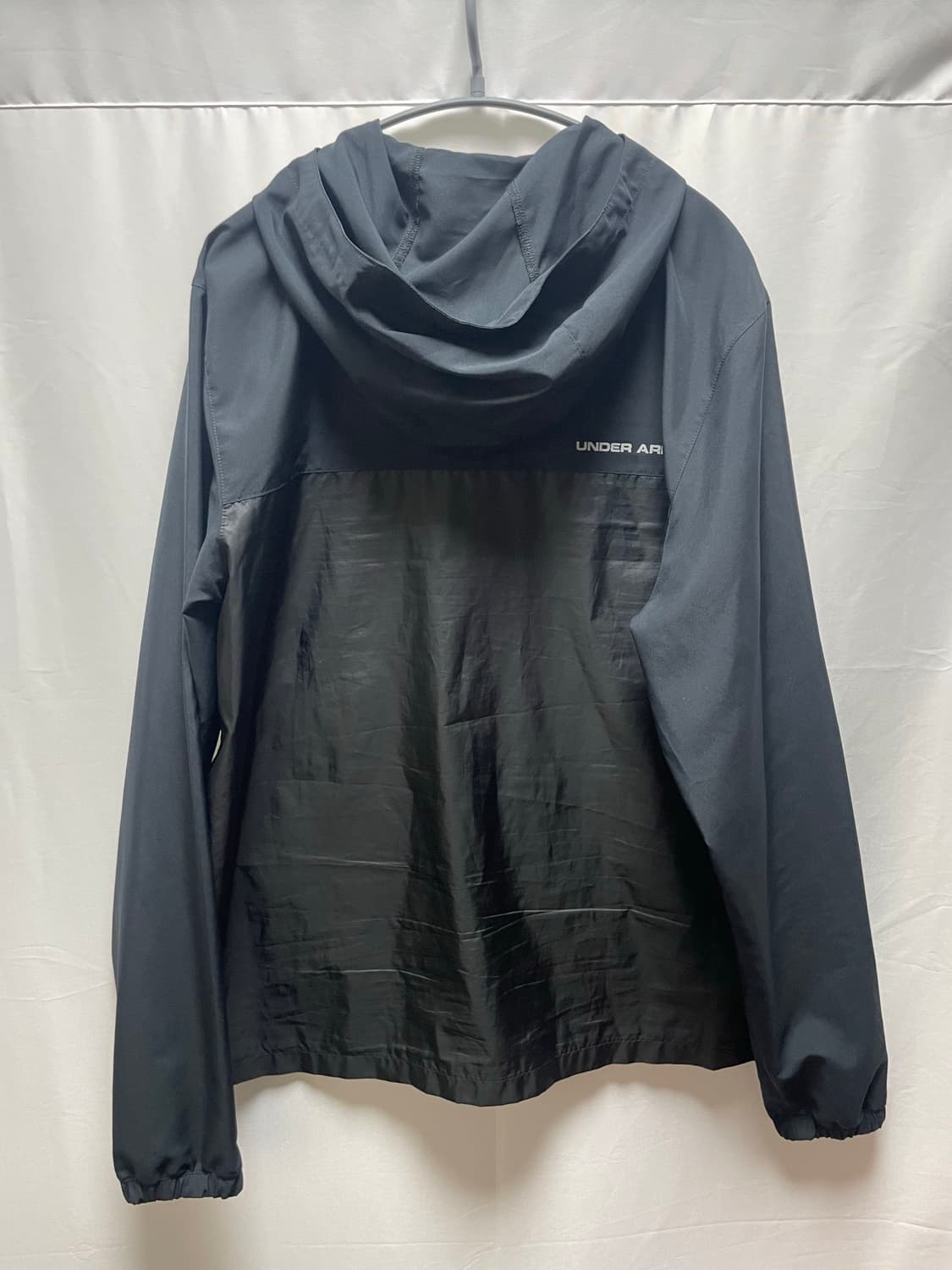 언더아머 바람막이 상품이미지2