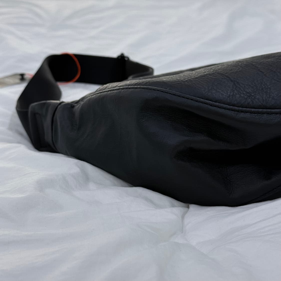 요시다 포터 프리스타일 다이니마 레더 숄더백 (블랙) 풀박스 상품이미지5