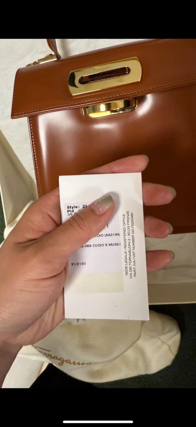 (가격제안주세요) 페라가모 아이코닉 켈리백 브라운 상품이미지7