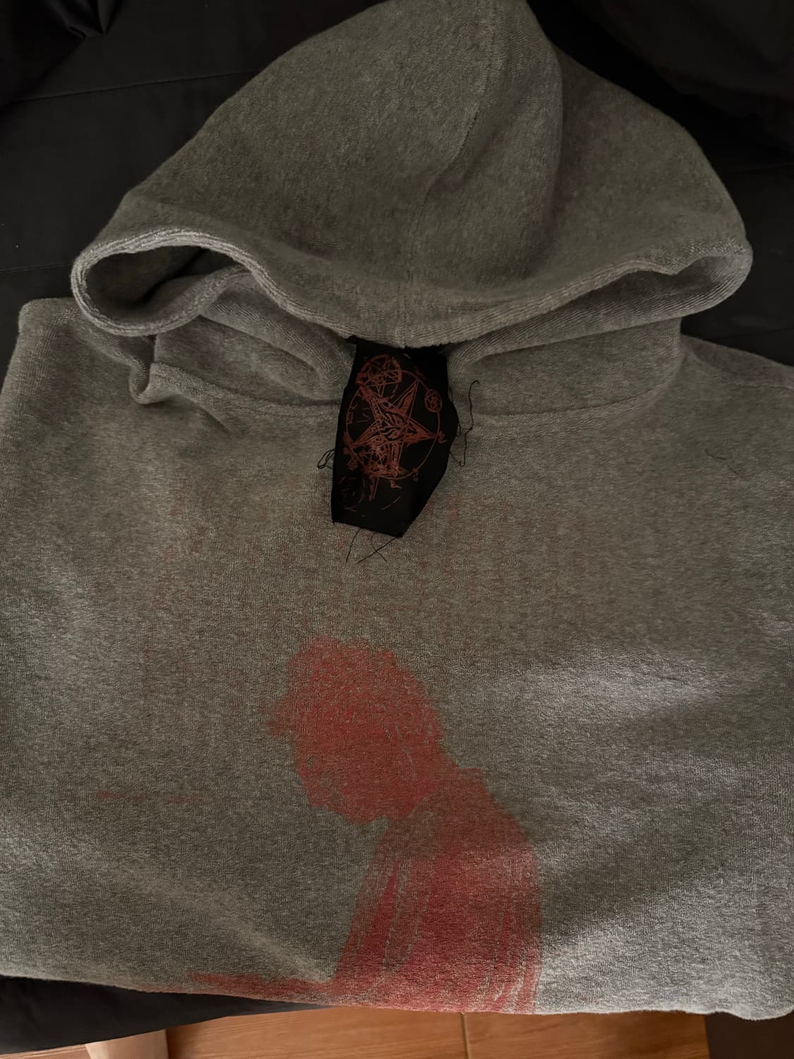 에모스탠스클럽 후드 상품이미지1