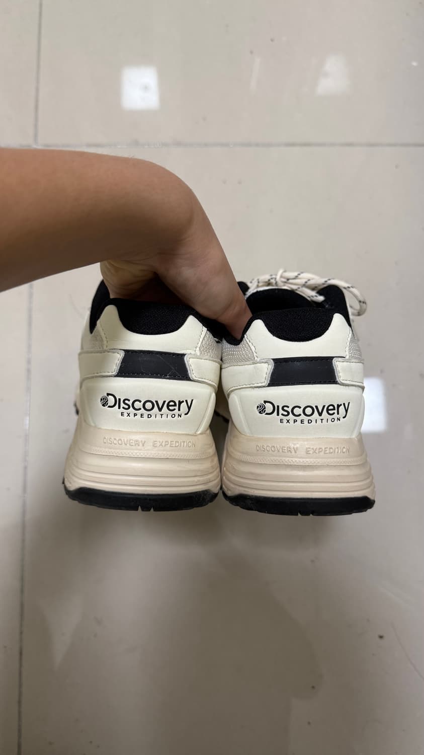 디스커버리 운동화 상품이미지3