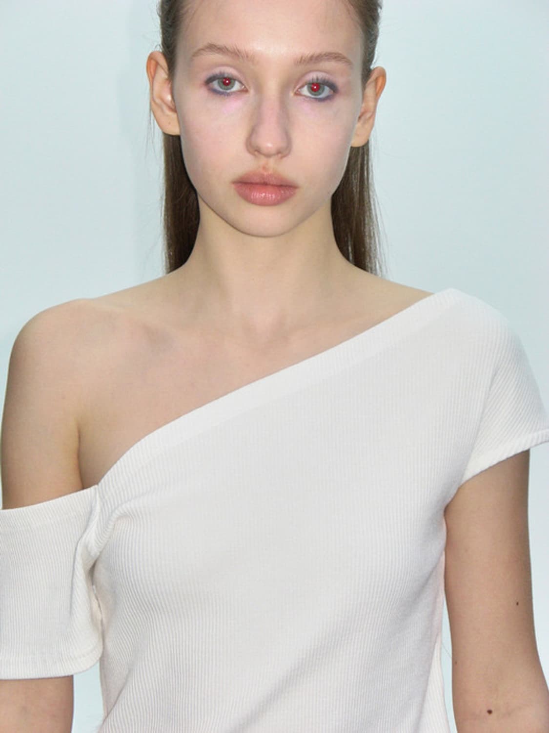 플리즈프로젝트 오프숄더 티셔츠 상품이미지3