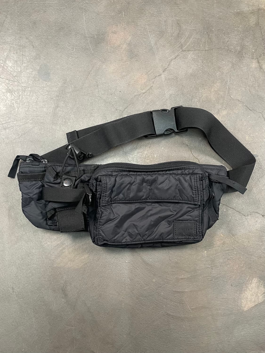 헤드 포터 X 블랙 뷰티 웨이스트백 상품이미지1