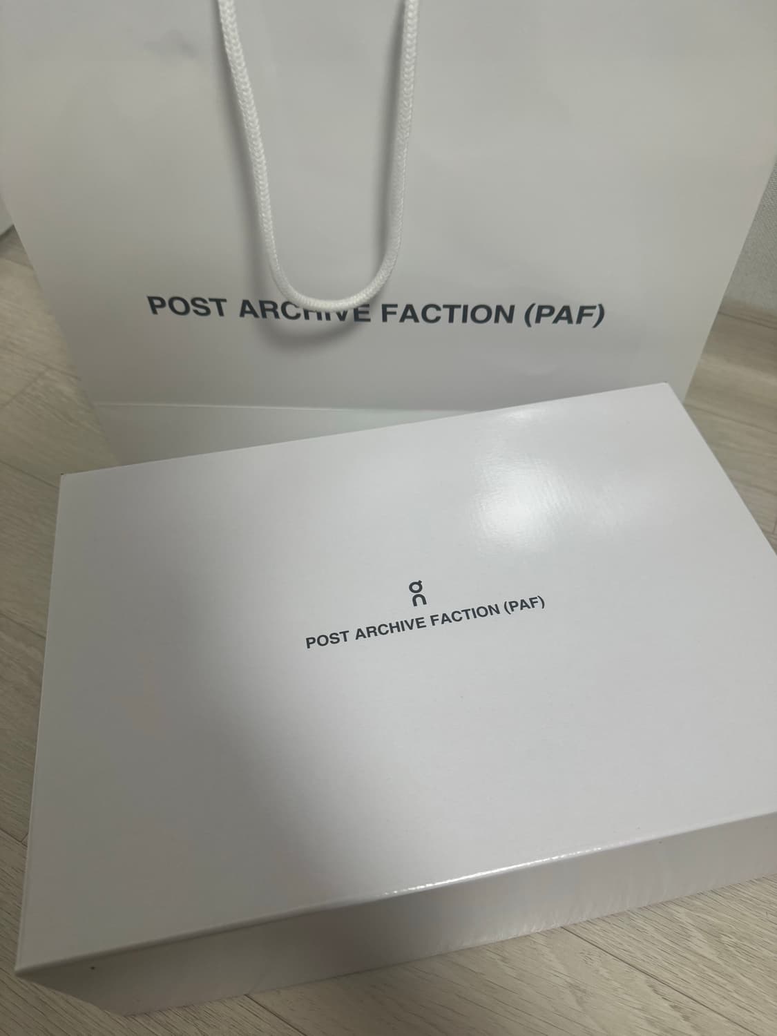 파프 온러닝 클라우드몬스터 팬텀아폴로 275 상품이미지2