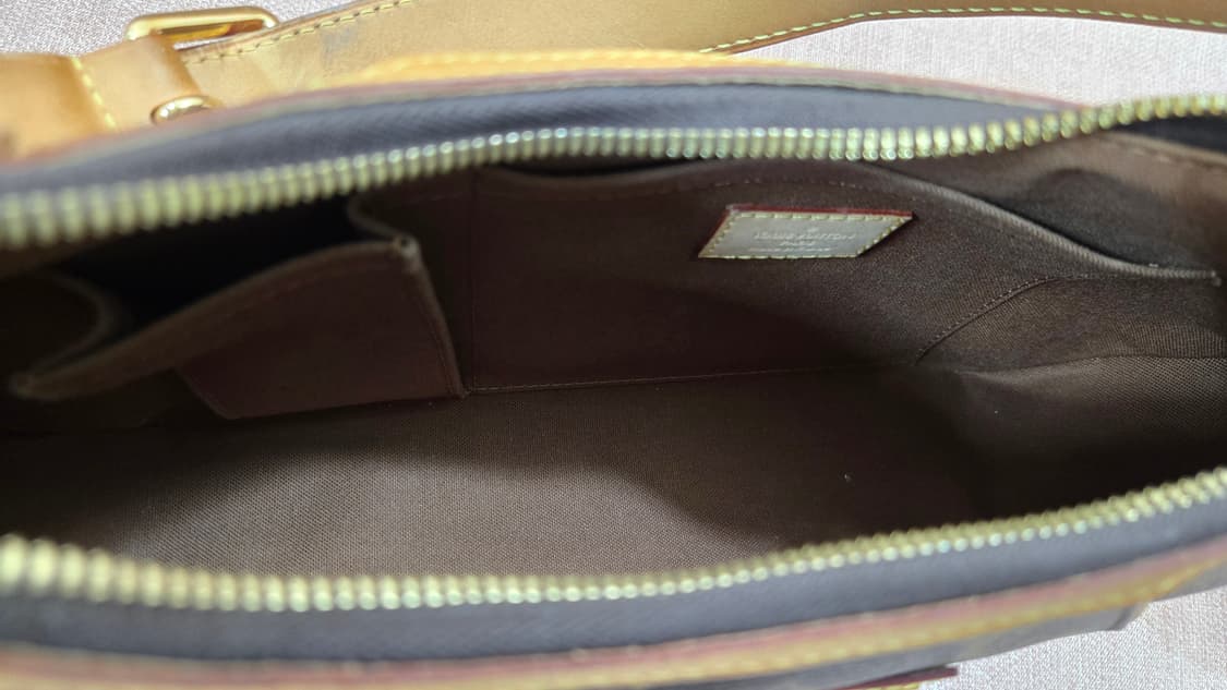 루이비통(Louis Vuitton) 모노그램 캔버스 템즈 PM 숄더백 상품이미지8