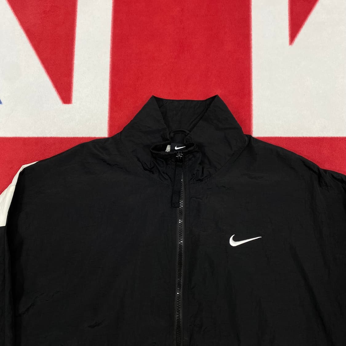 나이키 빅로고 바람막이 S  상품이미지3