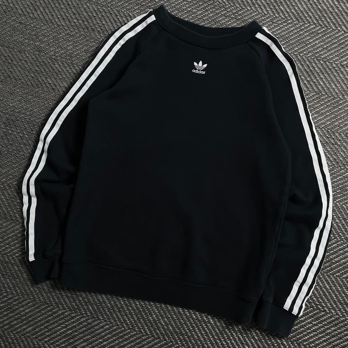 아디다스 트레포일 센터로고 스웻 긴팔 티셔츠 블랙y 4095 상품이미지1