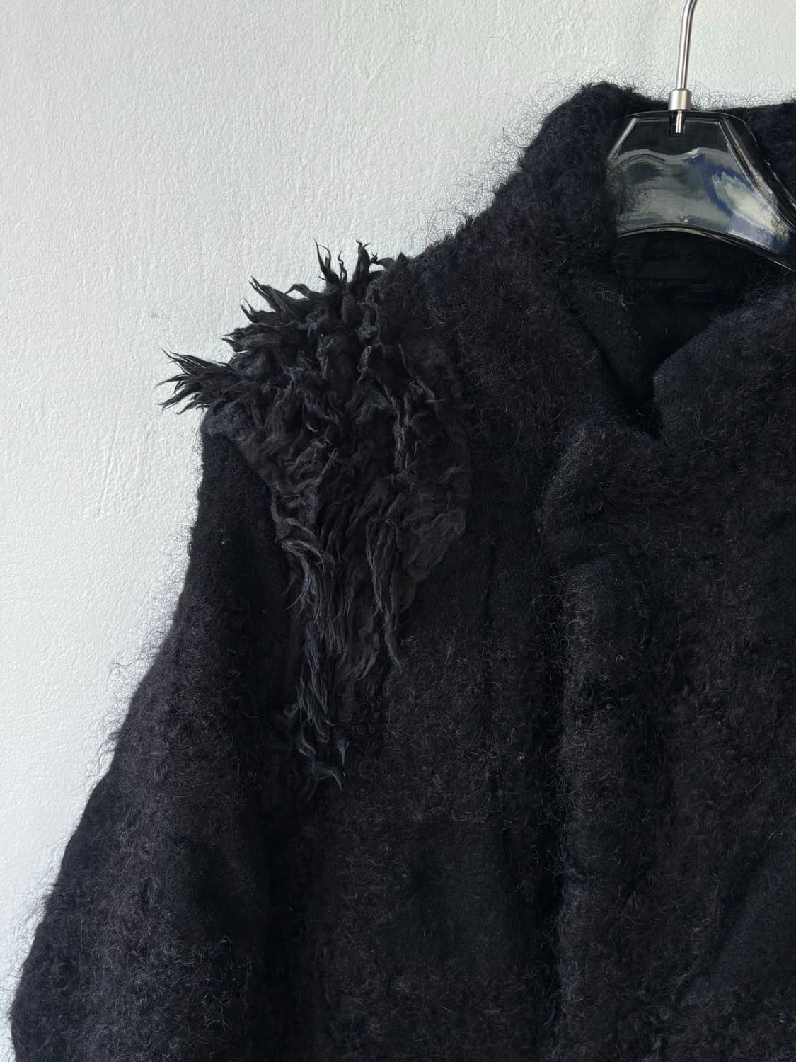 꼼데가르송 옴므 플러스 23aw 축융 모헤어 폭스 퍼 코트 상품이미지3