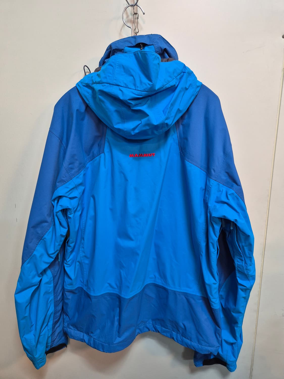 마무트 드라이테크 자켓 상품이미지6