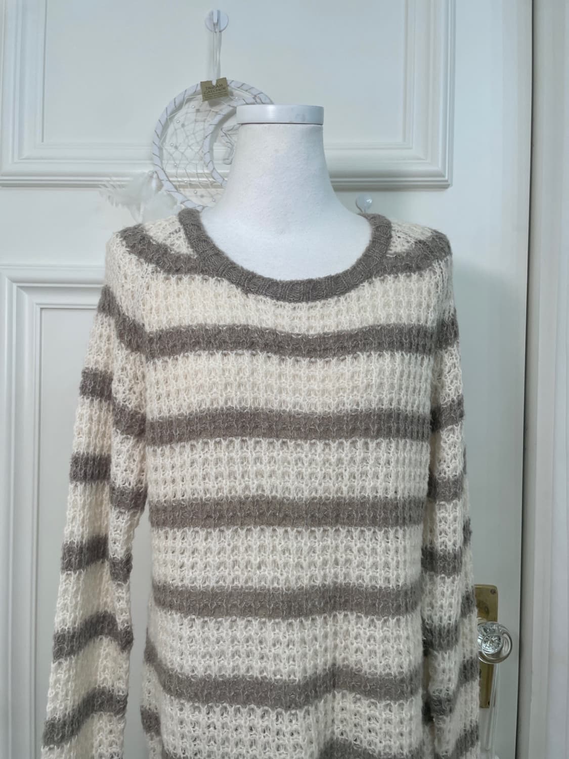 ivory khaki stripe regaln loose sweater 상품이미지5