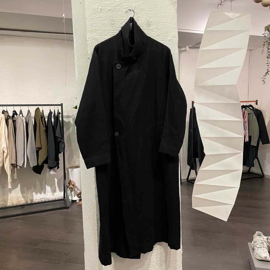  이세이미야케 맨 펠트 울 오버사이즈 코트 상품이미지3