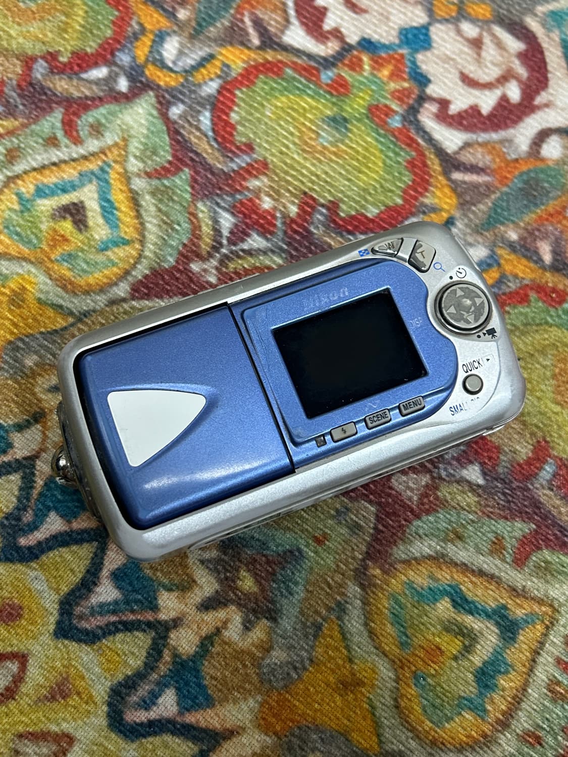 니콘 쿨픽스 E2500 디지털 카메라 셀카가능 상품이미지2